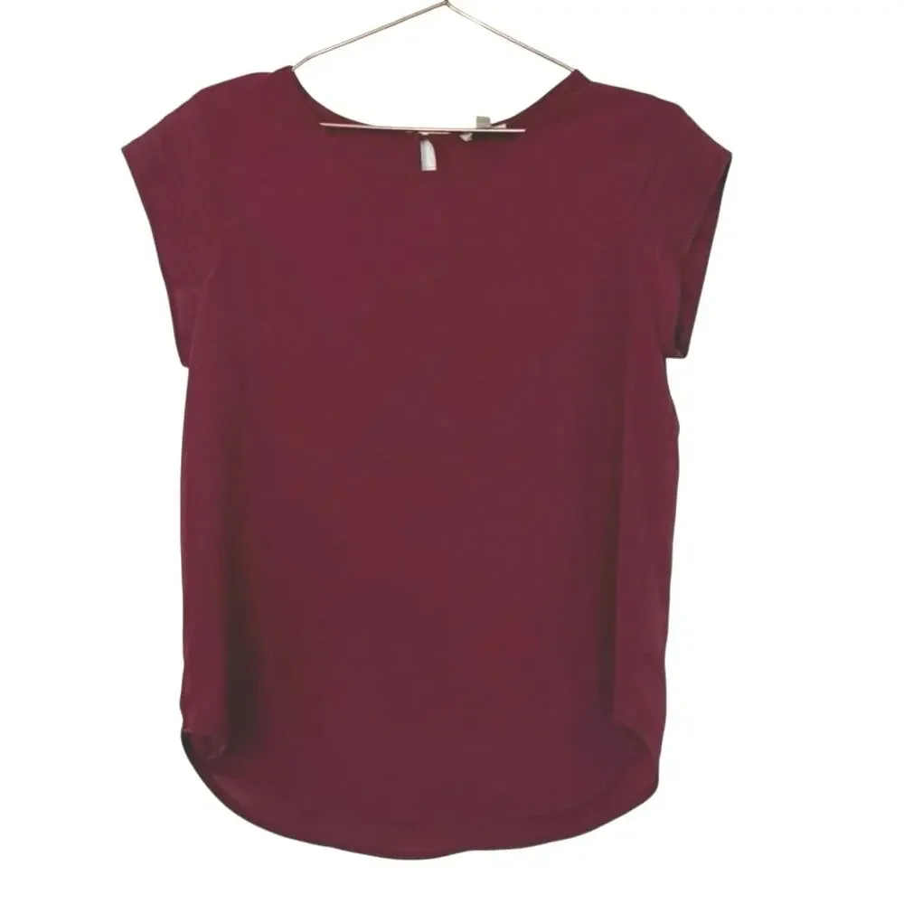 Lily white Women's Burgundy berry Cap-Sleeve Blouse size medium